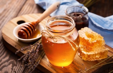 Mật Ong – Liều thuốc trị ho dễ dàng nhất cho bé